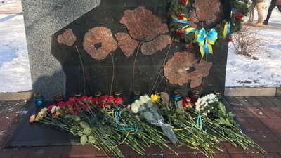 У Вінниці вшанували пам'ять захисників Донецького аеропорту