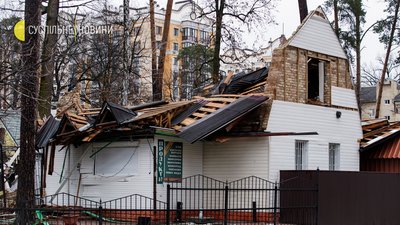 "А білі пов'язки треба ще вдягати?" — Ірпінь та Буча після російських окупантів. Фоторепортаж "А білі пов'язки треба ще вдягати?" — Ірпінь та Буча після російських окупантів. Фоторепортаж