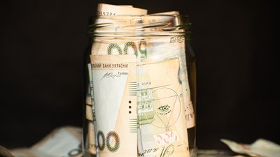 "Фінансова грамотність — не лише про гроші": як навчитися керувати доходами "Фінансова грамотність — не лише про гроші": як навчитися керувати доходами