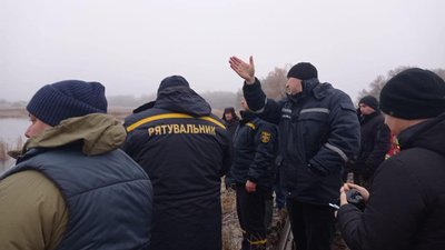 На Житомирщині водолази, поліція та родичі розшукують зникле подружжя На Житомирщині водолази, поліція та родичі розшукують зникле подружжя