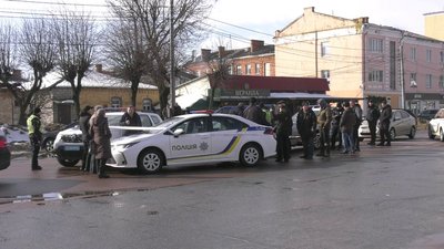 наїзд на поліцейського, суд, Бердичів, погоня, прокурор, водій авто