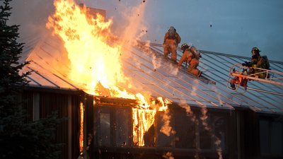 Госпіталізували з опіком живота: під час пожежі на Житомирщині врятували дворічну дитину