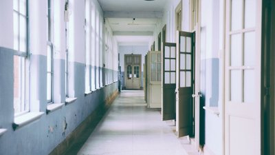 З 12 березня в усіх навчальних закладах Полтави зупинили навчання