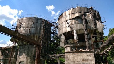 Стан частини єдиного майнового комплексу Чернігівської ТЕЦ після російських обстрілів Стан частини єдиного майнового комплексу Чернігівської ТЕЦ після російських обстрілів