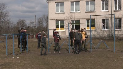 7 років без нової школи: у селі на Волині школярі вчаться в "адаптованому" приміщенні 7 років без нової школи: у селі на Волині школярі вчаться в "адаптованому" приміщенні