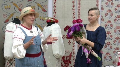 Оксана Косміна з Ольгою Костюченко Оксана Косміна з Ольгою Костюченко