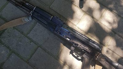 З гранатою та набоями у сумці: у Павлограді на Дніпропетровщині затримали озброєного чоловіка З гранатою та набоями у сумці: у Павлограді на Дніпропетровщині затримали озброєного чоловіка