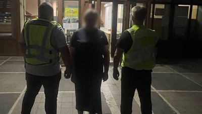 Статус багатодітного батька за 3500 доларів: правоохоронці викрили громадян, які допомагали ухилятися від мобілізації Статус багатодітного батька за 3500 доларів: правоохоронці викрили громадян, які допомагали ухилятися від мобілізації
