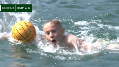 Ужгородські ватерполісти провели перше тренування після карантину Ужгородські ватерполісти провели перше тренування після карантину