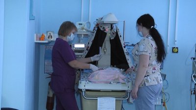 У Житомирі у відділенні реанімації новонароджених відкрили палати перебування матері і дитини У Житомирі у відділенні реанімації новонароджених відкрили палати перебування матері і дитини