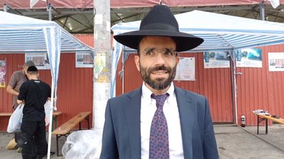 Цадик врятував: про що говорили в хасидському кварталі Цадик врятував: про що говорили в хасидському кварталі