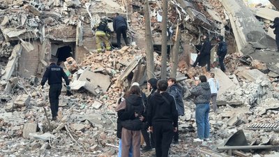 Загинули чоловік та мати пораненої поліцейської унаслідок атаки РФ по Прилуках