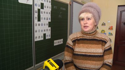 У Довбиській спеціальній школі-інтернаті на Житомирщині працівникам боргують зарплату У Довбиській спеціальній школі-інтернаті на Житомирщині працівникам боргують зарплату