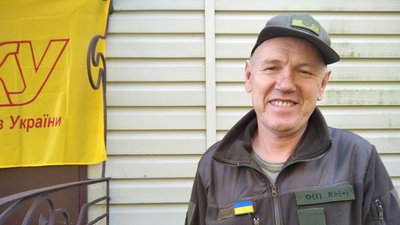 Подружжя з Житомира тренує собак для військових ЗСУ Подружжя з Житомира тренує собак для військових ЗСУ