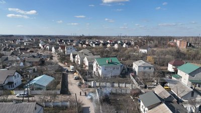 Спалюють опале листя та суху траву: на Житомирщині тривають рейди із виявлення порушників Спалюють опале листя та суху траву: на Житомирщині тривають рейди із виявлення порушників