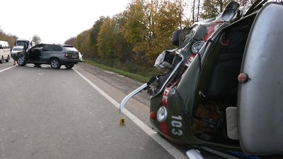 "Почала розворот і перекинула нас": водій "швидкої" розповів деталі аварії біля Рівного