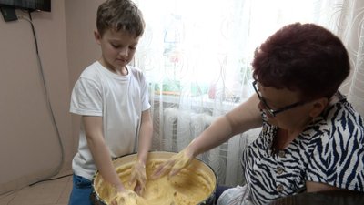 Паска за родинним рецептом у печі волинянки Антоніни Янко Паска за родинним рецептом у печі волинянки Антоніни Янко