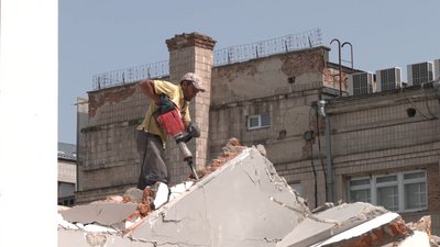 Сотні мільйонів гривень: Атрошенко про вартість будівництва ТРЦ на місці «Дитячого світу» Сотні мільйонів гривень: Атрошенко про вартість будівництва ТРЦ на місці «Дитячого світу»