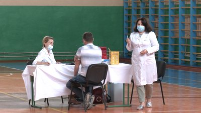 За дві години – приблизно 100 людей. Як працює центр вакцинації в Івано-Франківську За дві години – приблизно 100 людей. Як працює центр вакцинації в Івано-Франківську
