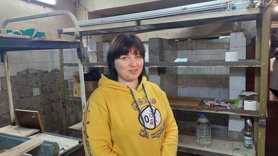 Народжують під обстрілами. 19 миколаївських немовлят з'явились на світ у бомбосховищі Народжують під обстрілами. 19 миколаївських немовлят з'явились на світ у бомбосховищі