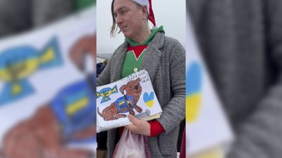Волонтери та військові привітали дітей Новоселівки з Днем Святого Миколая Волонтери та військові привітали дітей Новоселівки з Днем Святого Миколая
