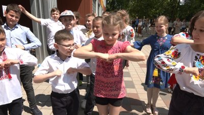 Останній дзвоник Останній дзвоник