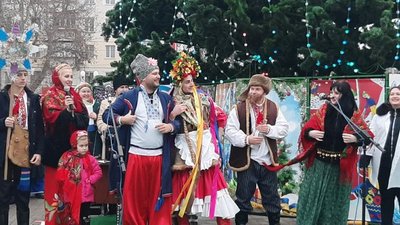 Різдвяно-новорічні свята: які традиції збереглися на Херсонщині Різдвяно-новорічні свята: які традиції збереглися на Херсонщині