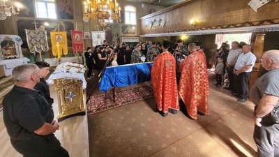 На Закарпатті попрощалися із полеглим захисником Миколою Боклажуком На Закарпатті попрощалися із полеглим захисником Миколою Боклажуком
