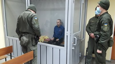 У Полтаві допитали двох свідків у справі стрілянини біля кафе У Полтаві допитали двох свідків у справі стрілянини біля кафе