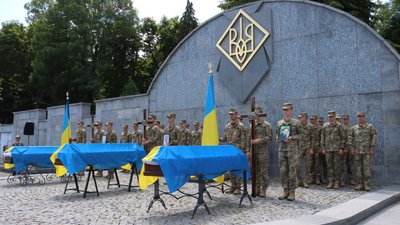 У Львові попрощалися з трьома захисниками України, які загинули у бою з військами РФ