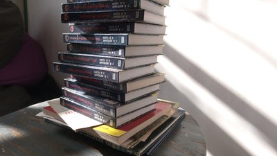 пласт, пластуни, дрон, акція, книги, російськомовні, макулатура