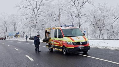 У місті на Тернопільщині авто зіткнулося з автобусом: є травмовані У місті на Тернопільщині авто зіткнулося з автобусом: є травмовані