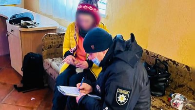 У Карпатах під час сходження на Говерлу загинула людина, ще двоє туристів травмувалися У Карпатах під час сходження на Говерлу загинула людина, ще двоє туристів травмувалися