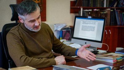 "Суддівство — творча робота". Що читає суддя Гарський, який призначає читання, як вирок "Суддівство — творча робота". Що читає суддя Гарський, який призначає читання, як вирок