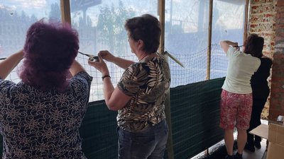 "За два дні напекли понад двісті штук". Сумський "підрозділ фей" пече паски для захисників "За два дні напекли понад двісті штук". Сумський "підрозділ фей" пече паски для захисників