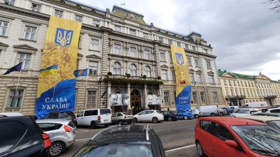 «Знаймо наших Героїв!» — до Дня захисника України у Львові презентували мистецький перформанс «Знаймо наших Героїв!» — до Дня захисника України у Львові презентували мистецький перформанс