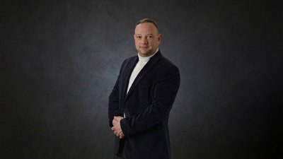 Житомир, театр ляльок, Житомирський обласний театр ляльок, Віктор Гущин
