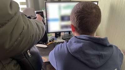 На Хмельниччині судитимуть 25-річного хлопця, який створив комп'ютерних "вірус"