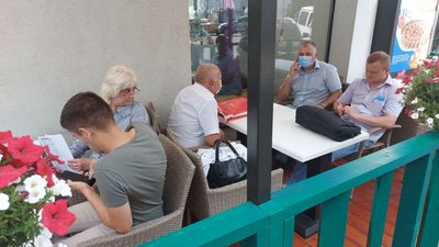 Масове отруєння у Харкові: ресторани закрили на перевірку Масове отруєння у Харкові: ресторани закрили на перевірку
