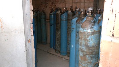 Держпраці перевірило, як зберігають кисень у Рівненській міській лікарні Держпраці перевірило, як зберігають кисень у Рівненській міській лікарні