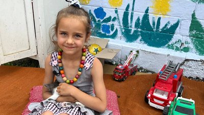 З міста – в село: переселенка з Донеччини завела господарство на Черкащині З міста – в село: переселенка з Донеччини завела господарство на Черкащині