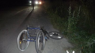 Збив людину з інвалідністю. У Шостці на Сумщині сталася аварія
