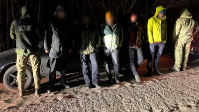 "Скористались послугою таксі": на Вінниччині прикордонники затримали чотирьох чоловіків