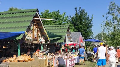 Учасники Сорочинського ярмарку Учасники Сорочинського ярмарку