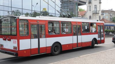 Безкоштовний проїзд для всіх жителів у Кривому Розі: як це діятиме та чому дехто проти