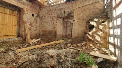У Тростянці в будинку управителя маєтками Кеніга, який був пошкоджений під час окупації, проводять протиаварійні роботи У Тростянці в будинку управителя маєтками Кеніга, який був пошкоджений під час окупації, проводять протиаварійні роботи