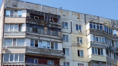 Херсон, обстріли, серпень 2026, багатоповерхівка