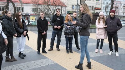Вінницька гідеса проводить безкоштовні екскурсії містом для переселенців