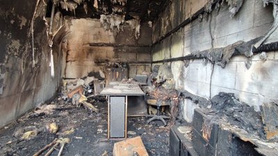 Обгорілий кабінет, де знаходилися документи