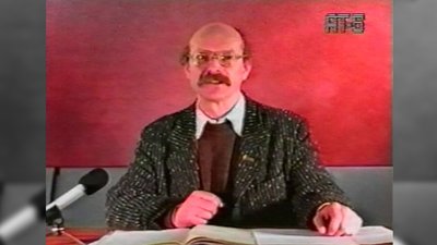 Лампи від світлофора – як софіти, двері – як декорації: так народжувалось чернігівське телебачення